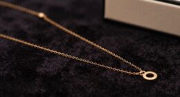 elegant balanced gold chain