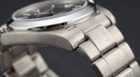 evaluating premium material craftsmanship
